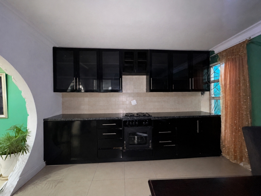 2 Bedroom Property for Sale in Portlands Western Cape